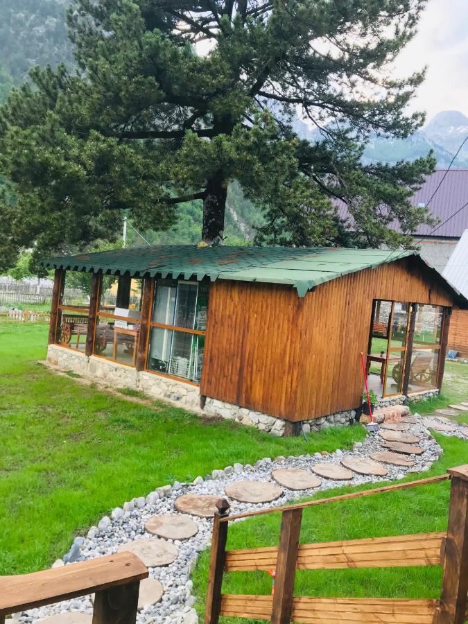 'Gurra Family' Guesthouse Theth Dış mekan fotoğraf