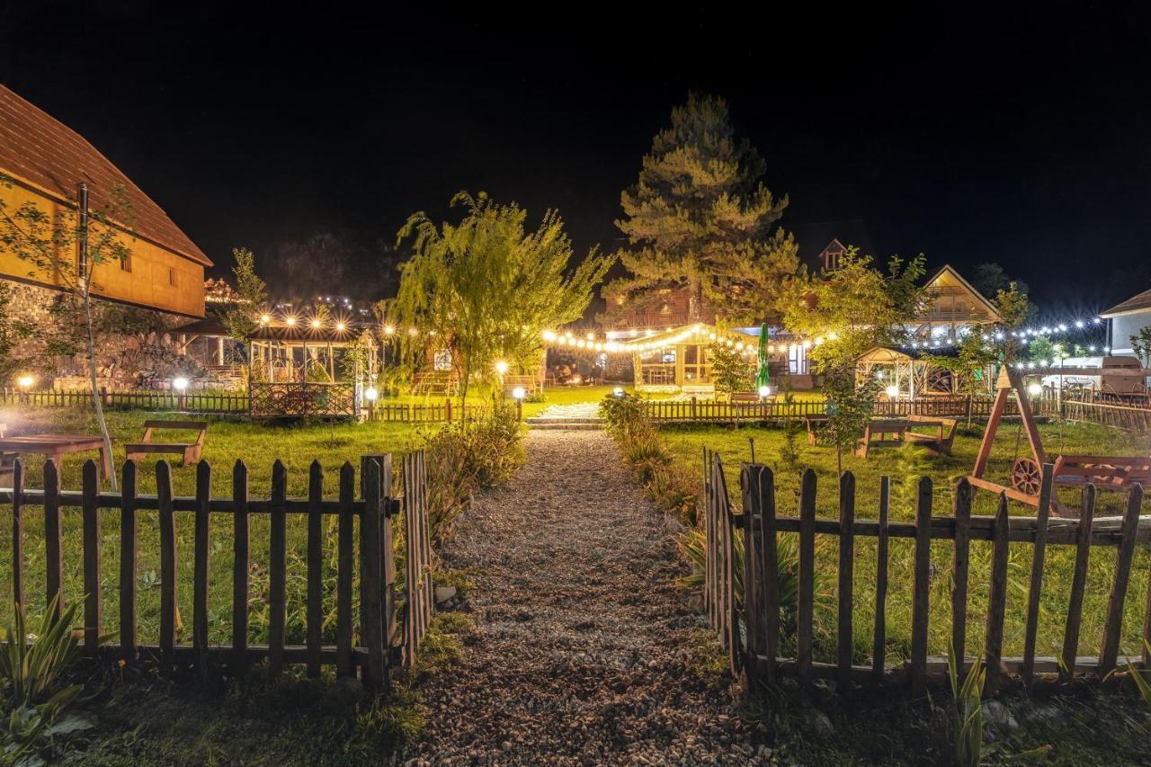 'Gurra Family' Guesthouse Theth Dış mekan fotoğraf